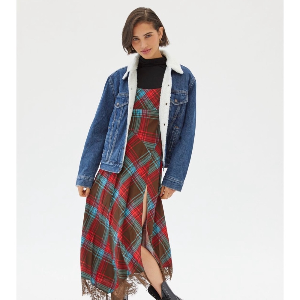 Levi’s ex-boyfriend Sherpa trucker jean jacket - Picture 4 of 5